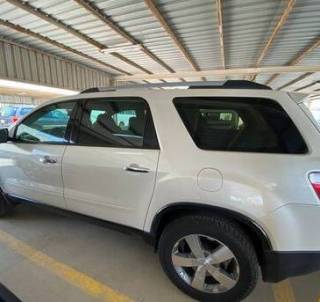 GMC 2011 Acadia ( 6 Cylinder ,3.6 L ) 8 Seater SUV, 2011, Automatic, 192 KM