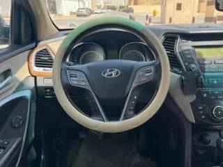 Hyundai Santa Fe, 2016, Automatic, 94000 KM, Reliable Car No Accident Histo