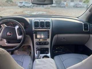 Gmc Acadia, 2010, Automatic, 225 KM, Excellent Condition Comfortable For Lo