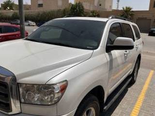 Toyota Sequoia, 2014, Automatic, 124 KM, SR5