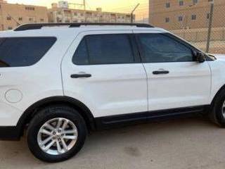 Ford Explorer, 2014, Automatic, 177000 KM, White In Excellent Condition