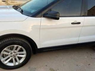 Ford Explorer, 2014, Automatic, 177000 KM, White In Excellent Condition