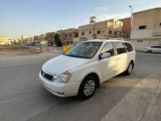 KIA Carnival, 2014, Automatic, 88000 KM, FOR SALE KIA CARNIVAL Excellent Co