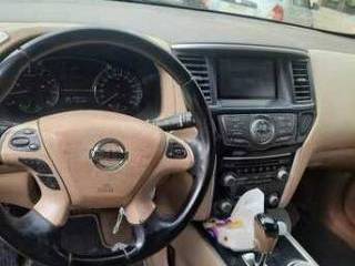 Nissan Pathfinder, 2014, Automatic, 220000 KM,