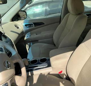 Nissan Pathfinder, 2015, Automatic, 98000 KM, In Excellent Condition With 9